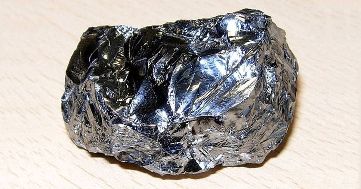 The Scintillating Element Silicon
