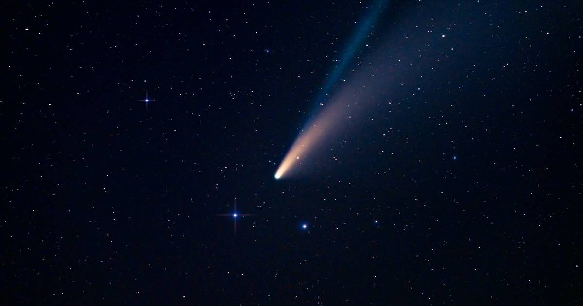 Why Do Comets Have Tails?