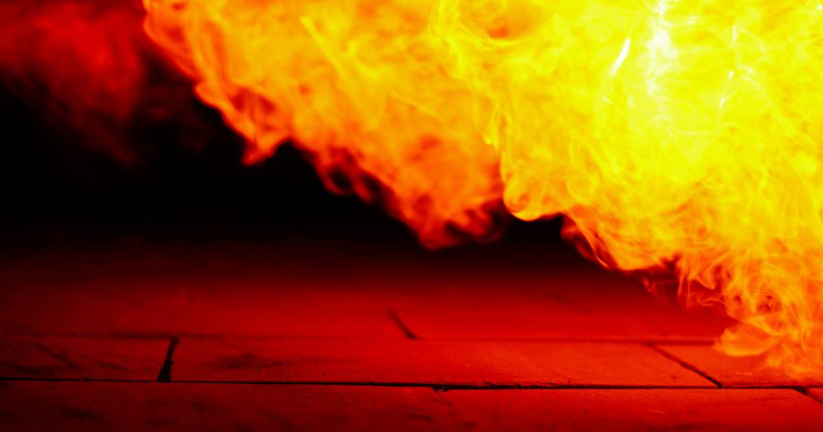 Flame Extinguishment Experiment (FLEX)