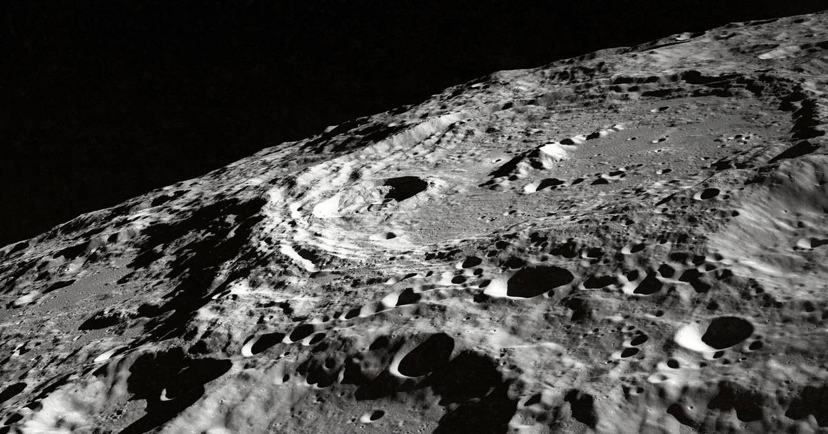 Landing Humans on the Moon: Sculpting Lunar Geology