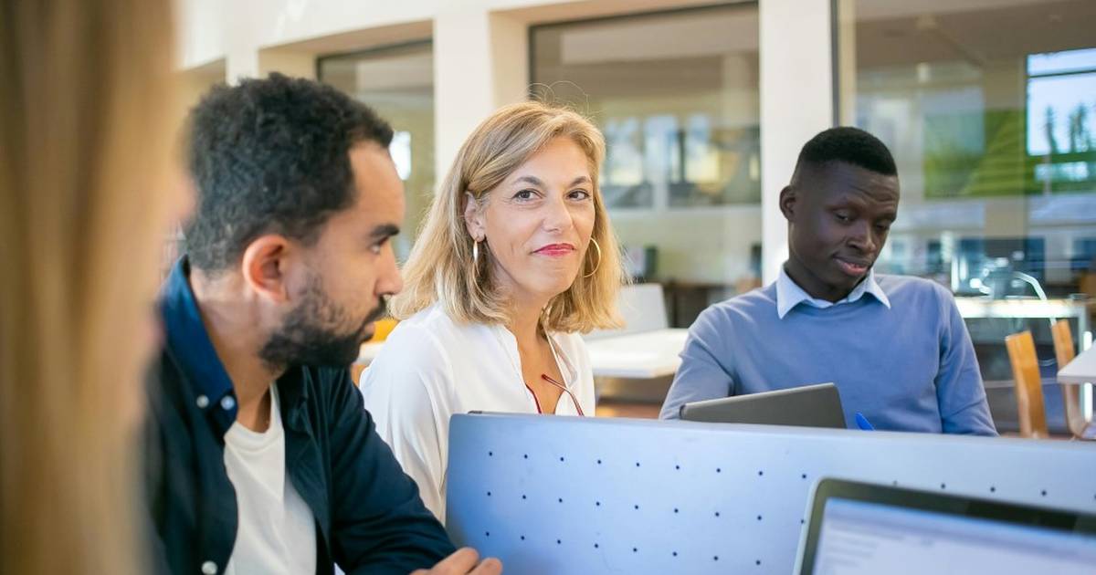 Contextualizing Learning with Guest Speakers