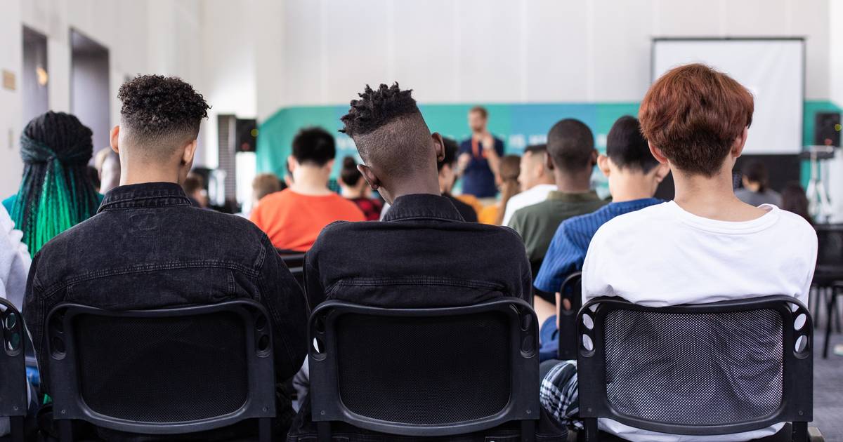 Teaching First-Generation College Students