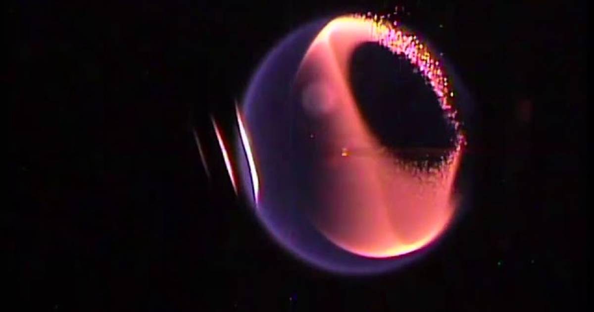 Structure and Response of Spherical Diffusion Flames (s-Flame)