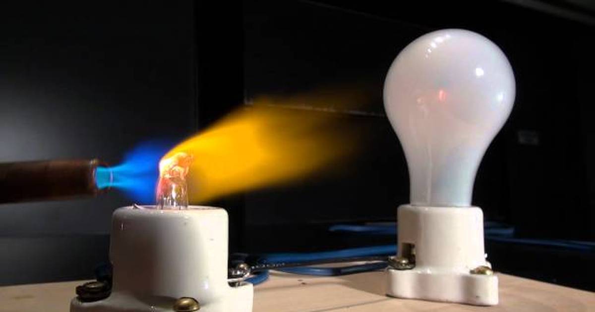 Conductivity of Glass